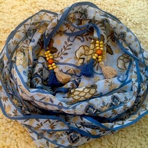 Lovely Print Scarf w/beaded tassles
